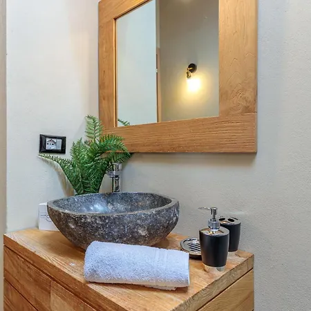 La Cascina Con Jacuzzi E Sauna By Halldis וילה