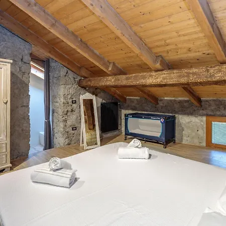 La Cascina Con Jacuzzi E Sauna By Halldis Villa