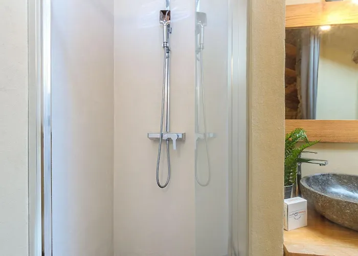 La Cascina Con Jacuzzi E Sauna By Halldis Ozzano Monferrato