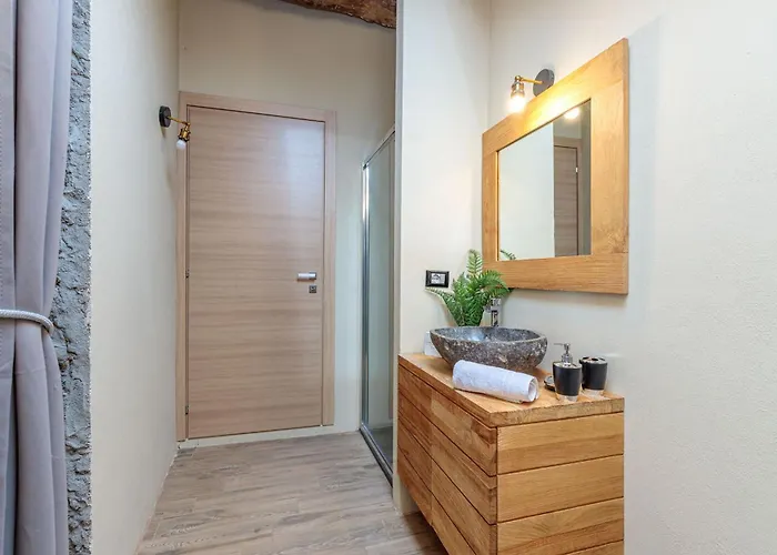 La Cascina Con Jacuzzi E Sauna By Halldis