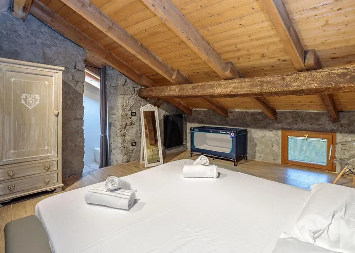 La Cascina Con Jacuzzi E Sauna By Halldis Villa