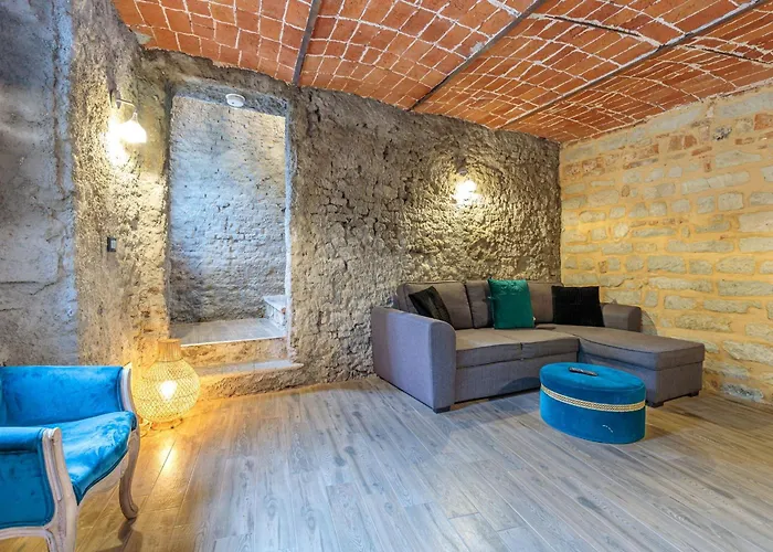 La Cascina Con Jacuzzi E Sauna By Halldis Ozzano Monferrato